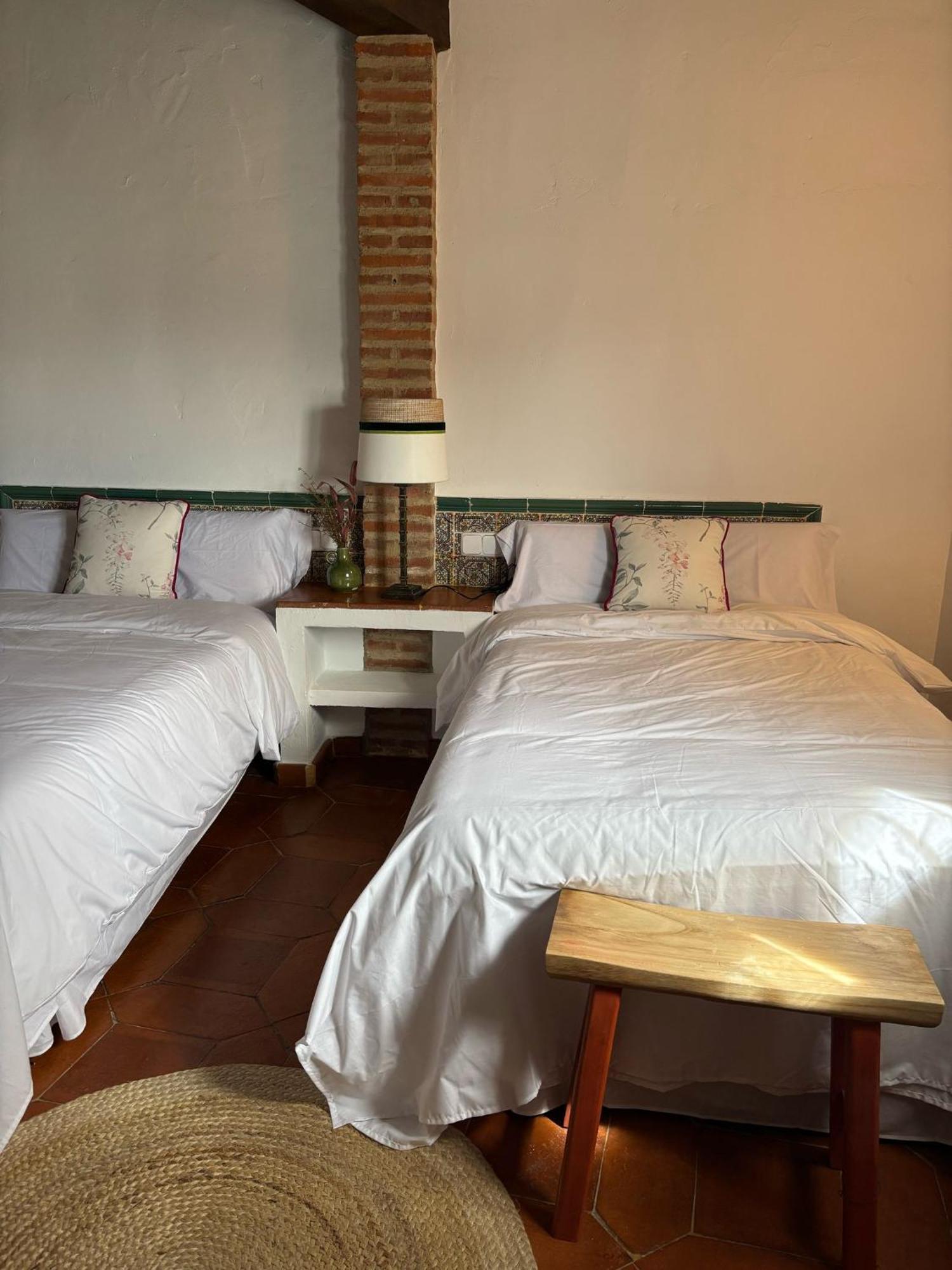 Alojamiento Turistico- Agroturismo Dehesa La Pared Chillon 外观 照片